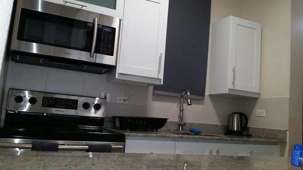 Ξενοδοχείο Kingsway New Kingston Guest Apartment II